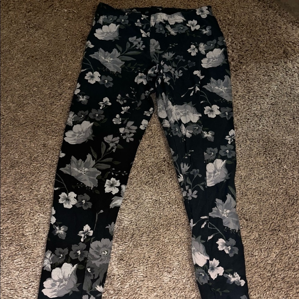 Old navy floral leggings